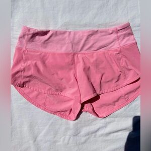 Lululemon Speed Up Shorts Size 4, 2.5”
